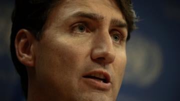 El primer ministro de Canadá, Justin Trudeau, apoya el himno nacional