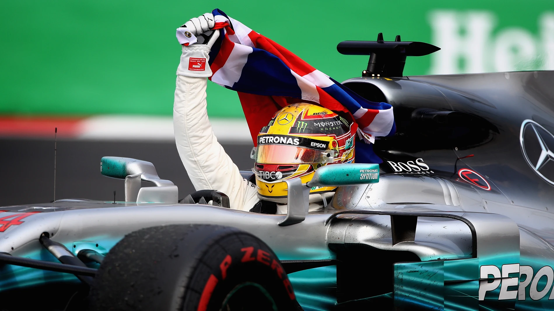Lewis Hamilton celebra su tetracampeonato en México