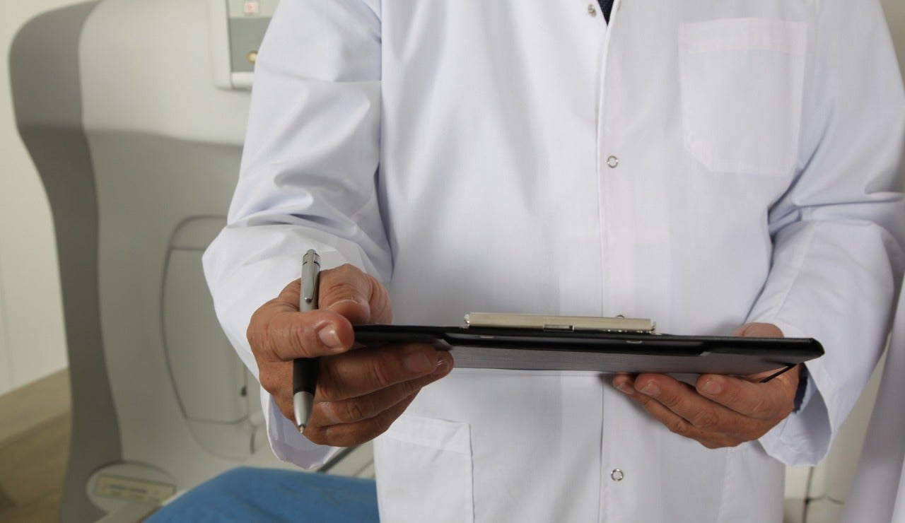 Un médico en la consulta Un médico en la consulta