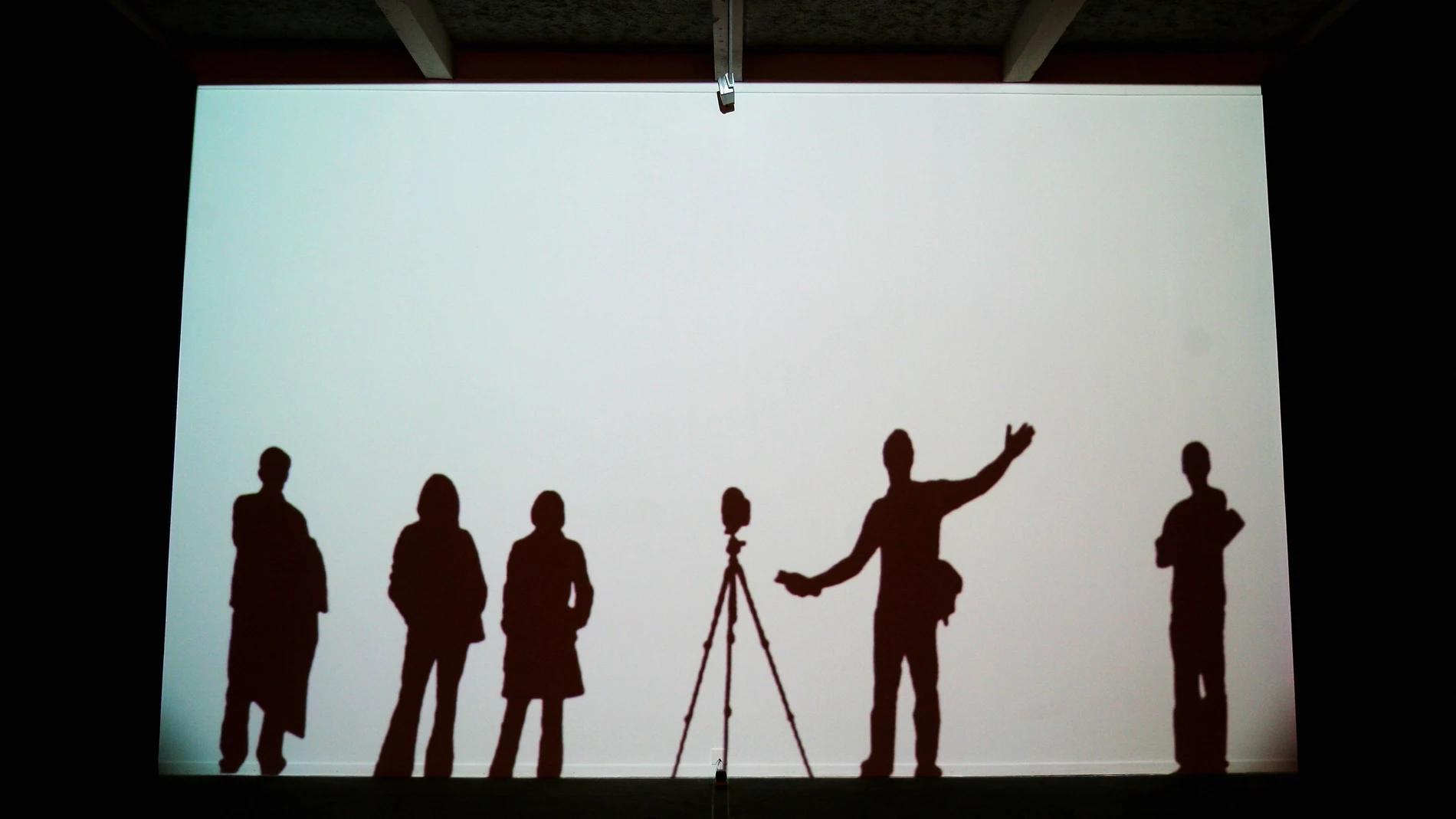 Siluetas de un grupo de personas Siluetas de un grupo de personas