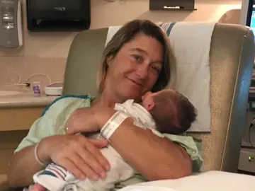 Madre e hijo en el hospital Madre e hijo en el hospital