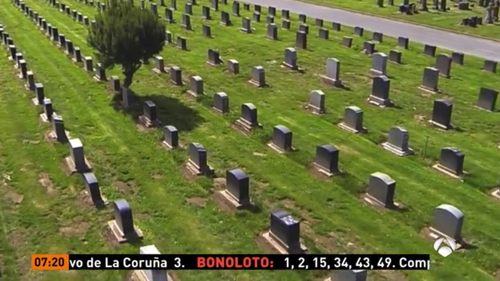 Un pueblo en California alberga 17 cementerios, un ambiente especial para Halloween 
