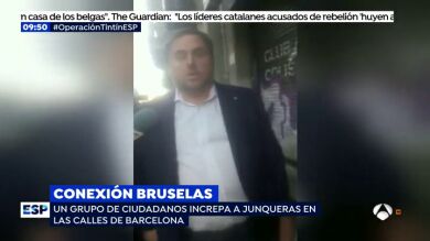 Un grupo de ciudadanos increpa a Junqueras en las calles de Barcelona