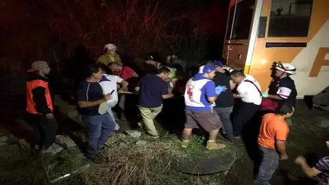 Choque de trenes en Costa Rica, al menos hay 21 heridos Choque de trenes en Costa Rica, al menos hay 21 heridos