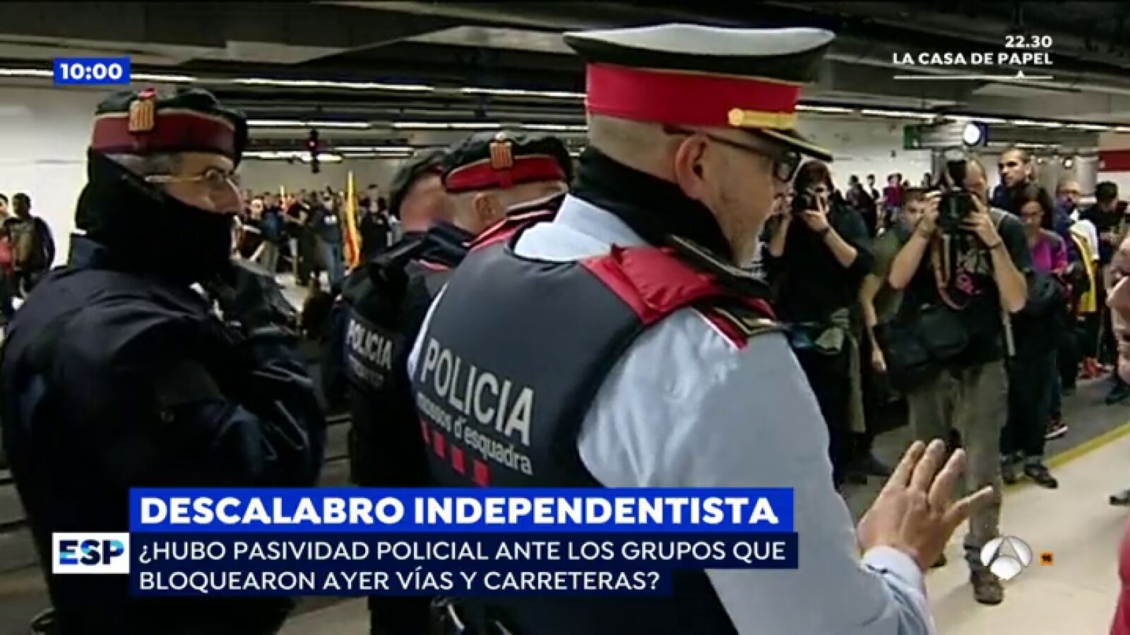 ¿Hubo pasividad policial ante los grupos que bloquearon en Cataluña las vías y carreteras?