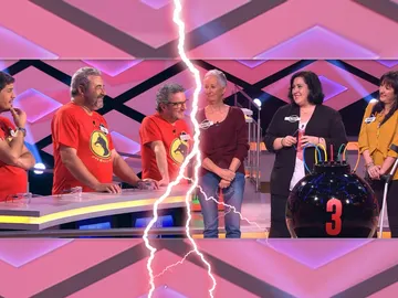 La reñida batalla final de las 'Extremis' y 'Los Lobos' por bote La reñida batalla final de las 'Extremis' y 'Los Lobos' por bote