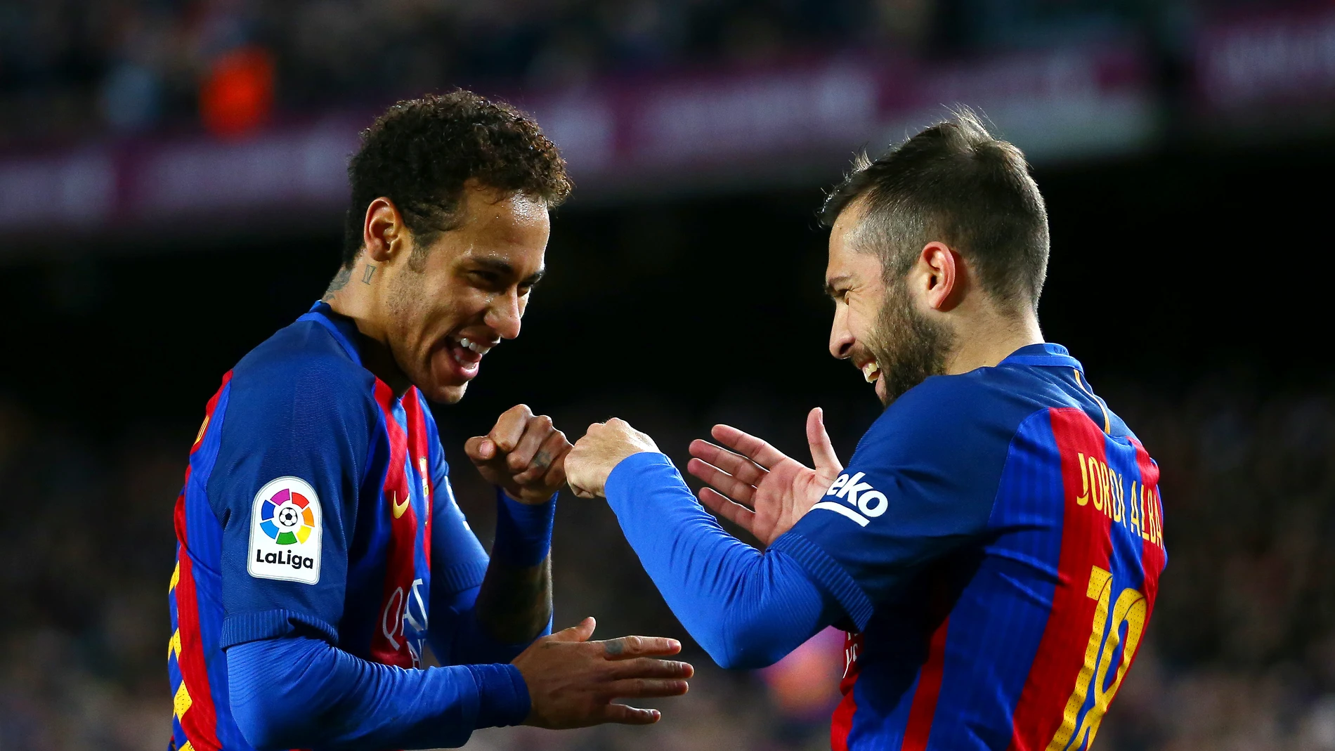 Jordi Alba y Neymar celebran un gol en la etapa del brasileño en el Barça Jordi Alba y Neymar celebran un gol en la etapa del brasileño en el Barça