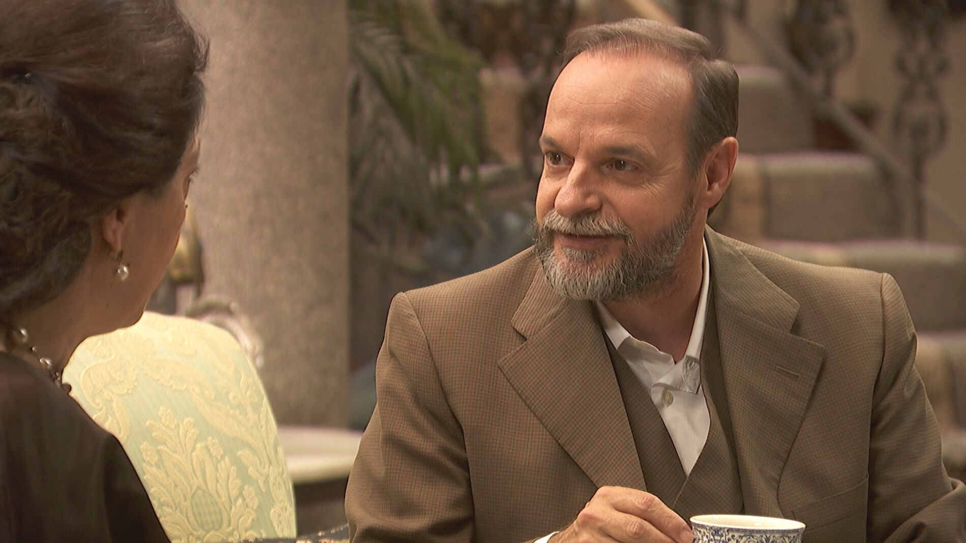Raimundo a Francisca: "Tu y yo, marido y mujer" 