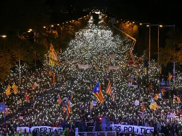 Multitudinaria manifestación en Barcelona Multitudinaria manifestación en Barcelona