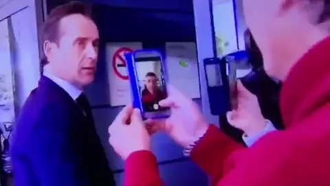 El selfie más surrealista con Lopetegui de por medio El selfie más surrealista con Lopetegui de por medio