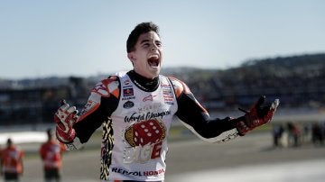 Marc Márquez, eufórico tras conquistar su cuarto mundial de MotoGP