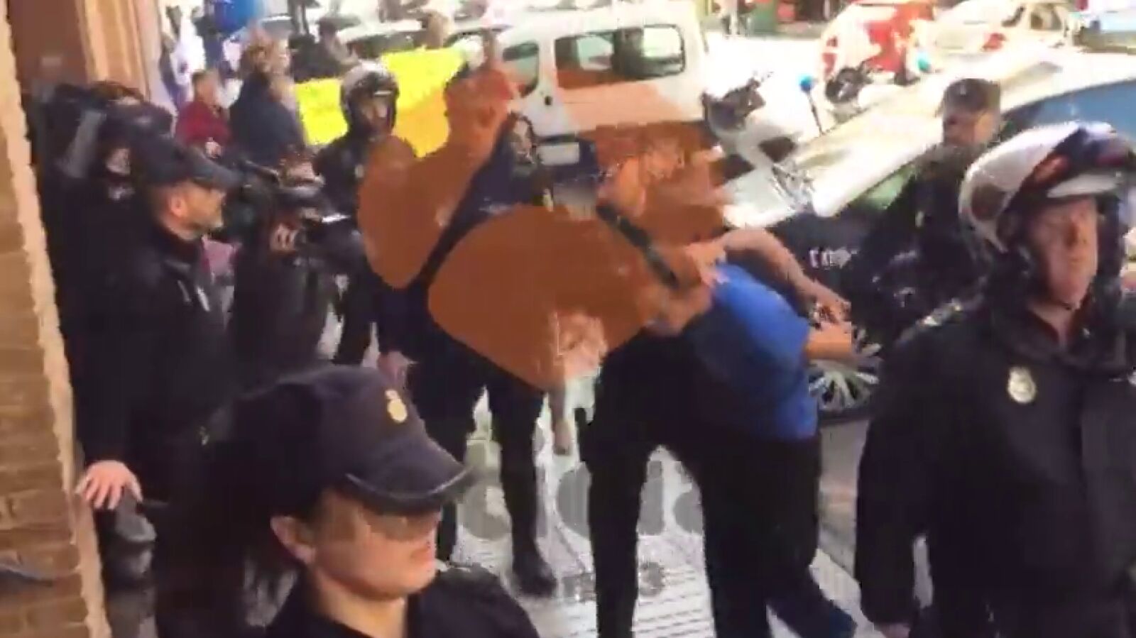 Investigan si el padre que degolló a su hija de dos años en Alzira lo hizo por 