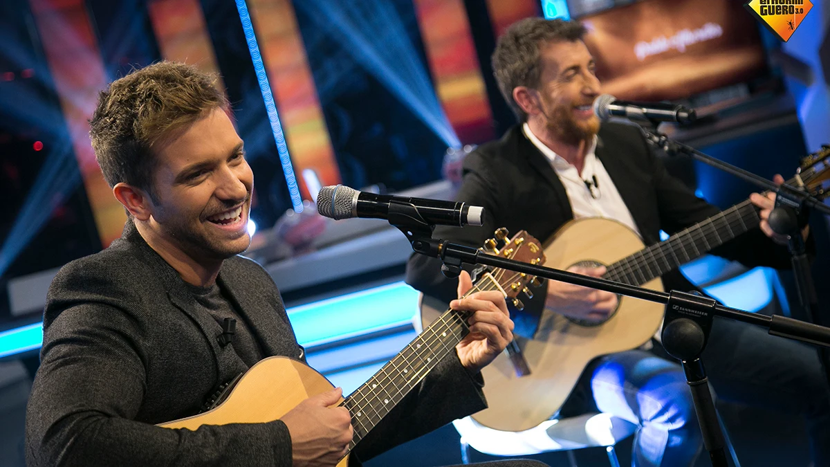 Pablo Alborán y Motos superan su reto cantando a dúo en 'El Hormiguero 3.0'