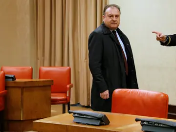 Exjefe UDEF afirma que no había indicios "fuertes" contra políticos en Gürtel Exjefe UDEF afirma que no había indicios "fuertes" contra políticos en Gürtel