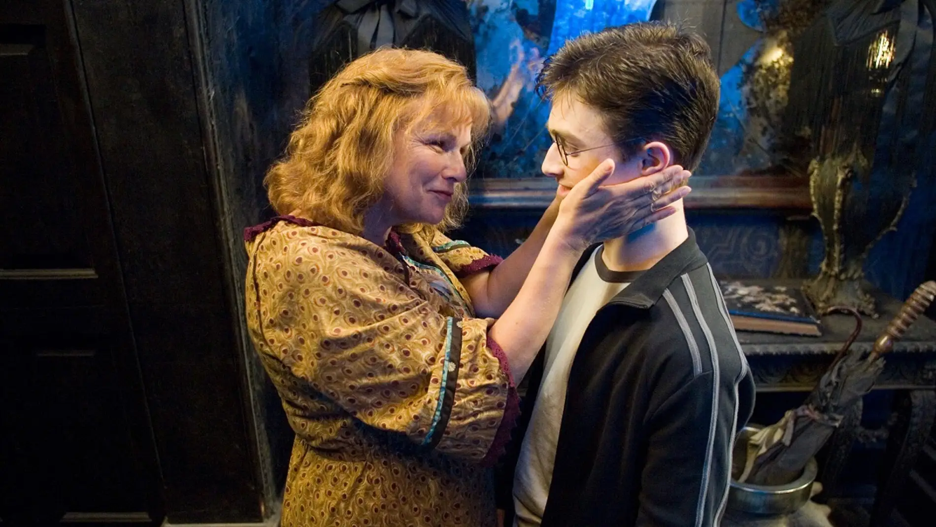 Molly Weasley y Harry Potter