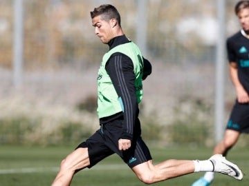 Cristiano Ronaldo se ejercita en Valdebebas