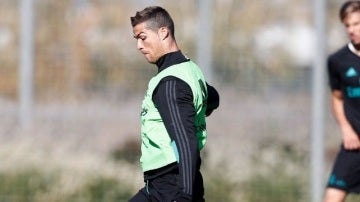 Cristiano Ronaldo se ejercita en Valdebebas