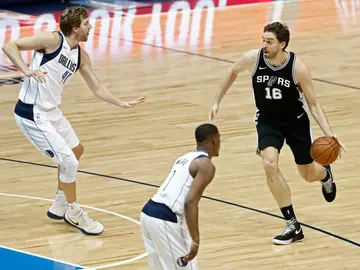 Pau Gasol, en acción ante los Dallas Mavericks Pau Gasol, en acción ante los Dallas Mavericks