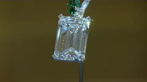 Subastado el mayor diamante sin fisuras por casi 29 millones de euros Subastado el mayor diamante sin fisuras por casi 29 millones de euros