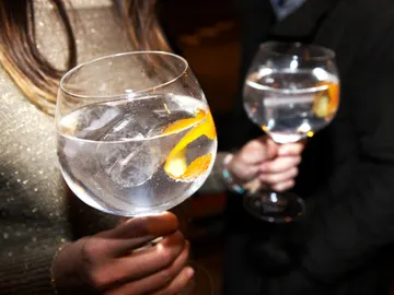 Aragón revisa semanalmente las restricciones para adaptarlas a la situación sanitaria Aragón revisa semanalmente las restricciones para adaptarlas a la situación sanitaria