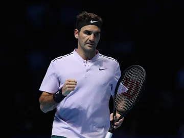 Roger Federer celebra un punto ante Zverev Roger Federer celebra un punto ante Zverev