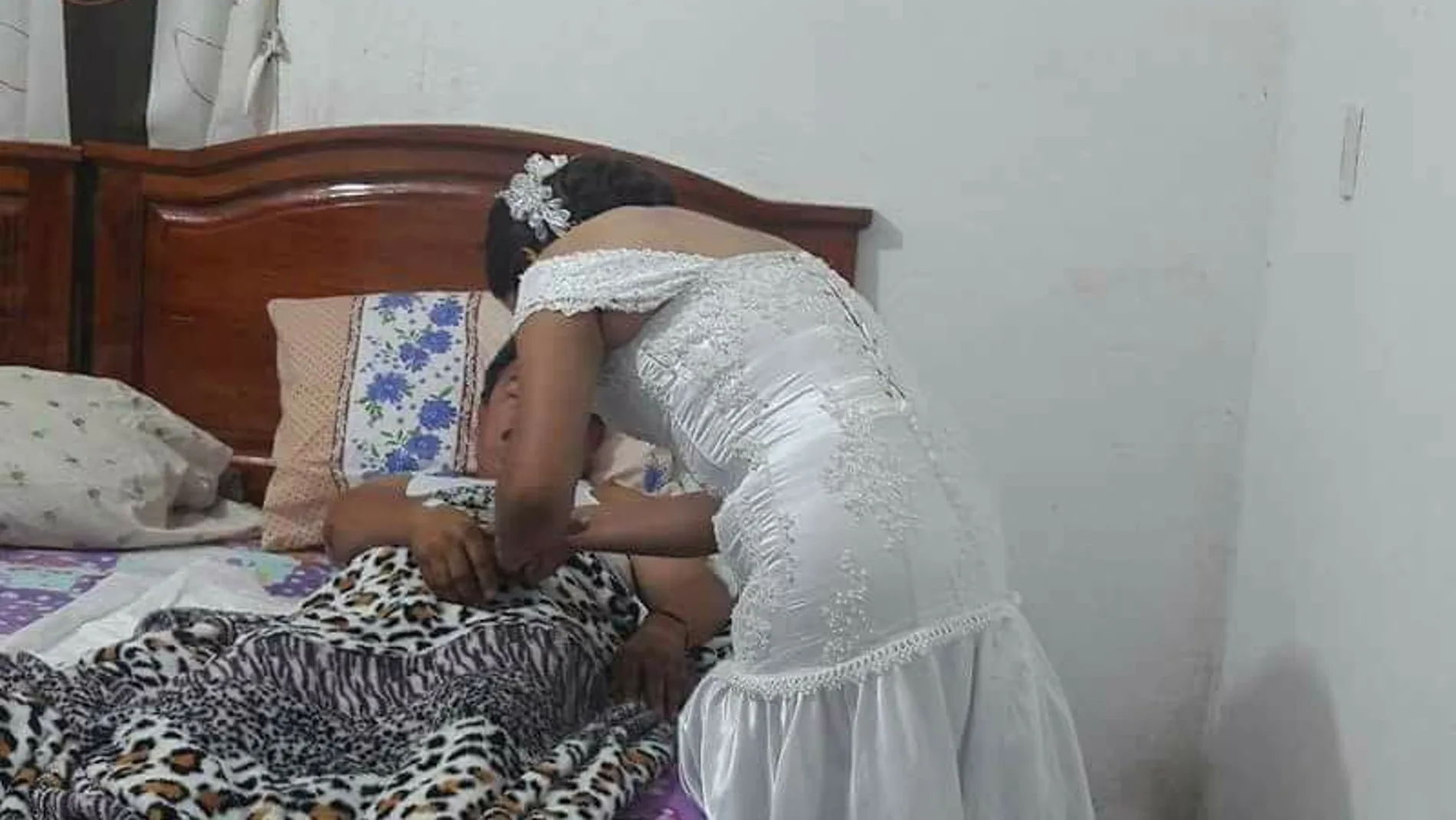 Acude a visitar a un paciente el día de su boda Acude a visitar a un paciente el día de su boda