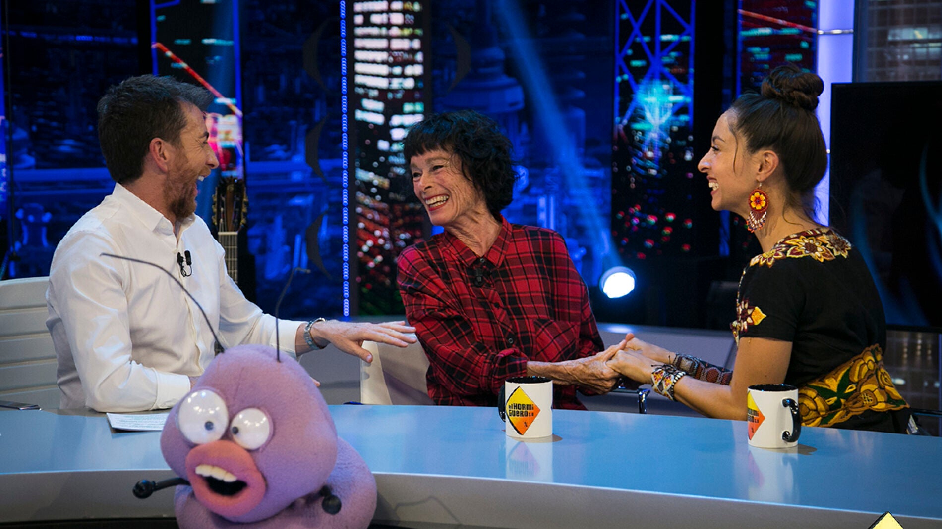 Trancas y Petancas ponen a prueba la conexión mental de Geraldine y Oona Chaplin