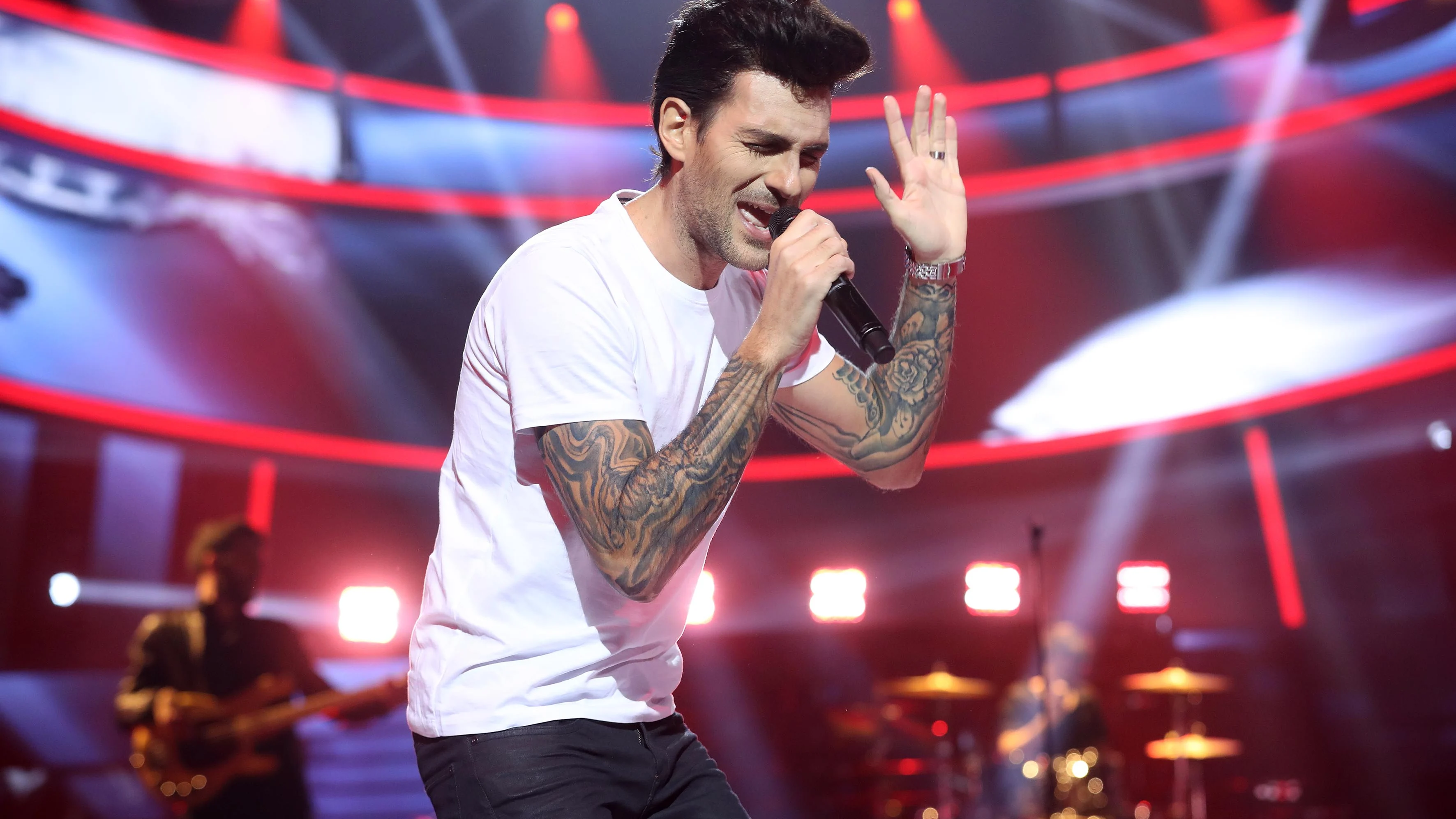 Fran Dieli se entrega imitando ‘Animals’ de Maroon 5