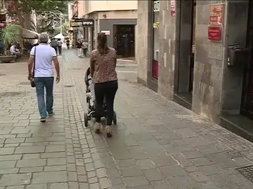 Cáritas avisa de un nuevo fenómeno de pobreza juvenil, los 'sinkies' Cáritas avisa de un nuevo fenómeno de pobreza juvenil, los 'sinkies'