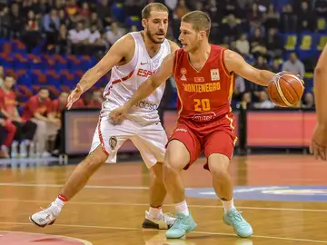 España ganó a Montenegro en su debut en la clasificación hacia el Mundial España ganó a Montenegro en su debut en la clasificación hacia el Mundial