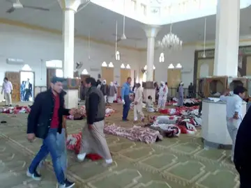 Atentado en una mezquita en el Sinaí egipcio Atentado en una mezquita en el Sinaí egipcio