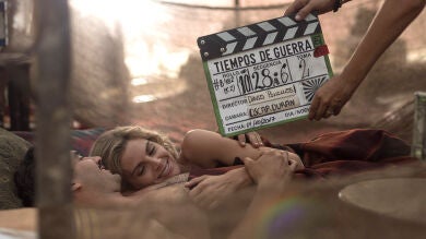 Tensión y pasión tras las cámaras del décimo capítulo de 'Tiempos de guerra'