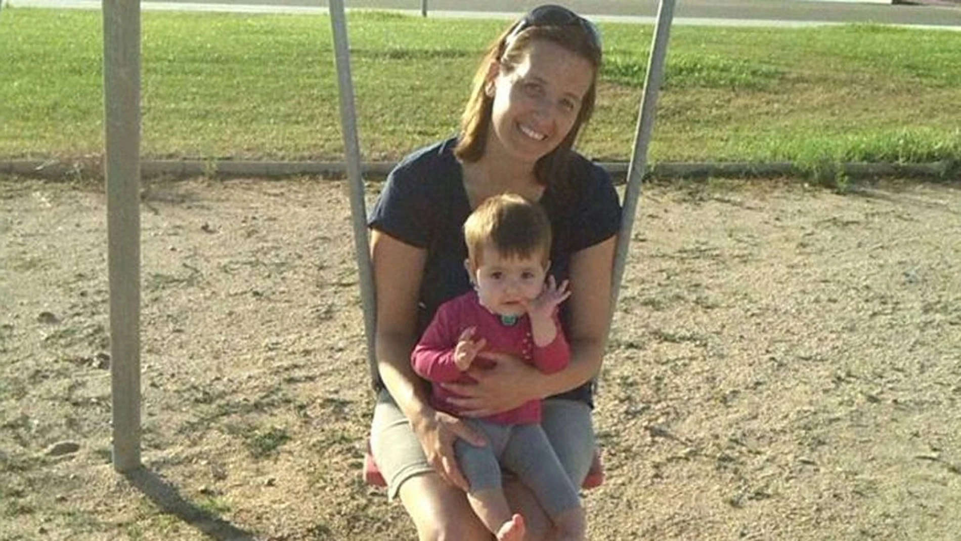 Silvana Teixeira con su hija Silvana Teixeira con su hija