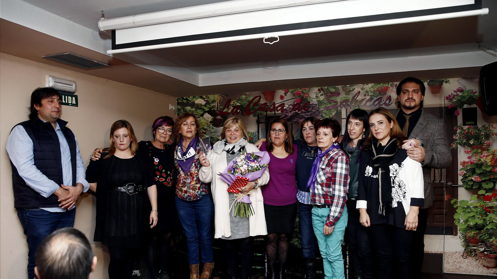 Asun Casasola, madre de la joven Nagore Laffage, recibiendo el premio Sabicas Asun Casasola, madre de la joven Nagore Laffage, recibiendo el premio Sabicas