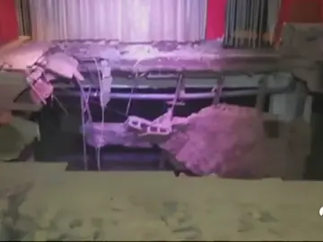 Al menos 40 heridos en Tenerife tras ceder el suelo de una discoteca de Adeje Al menos 40 heridos en Tenerife tras ceder el suelo de una discoteca de Adeje
