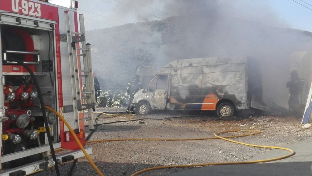 Las ambulancias quemadas
