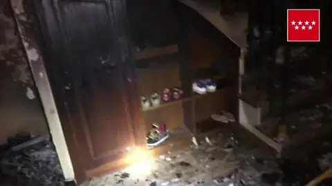 Unas velas podrían haber originado el incendio en Alcorcón, Madrid Unas velas podrían haber originado el incendio en Alcorcón, Madrid