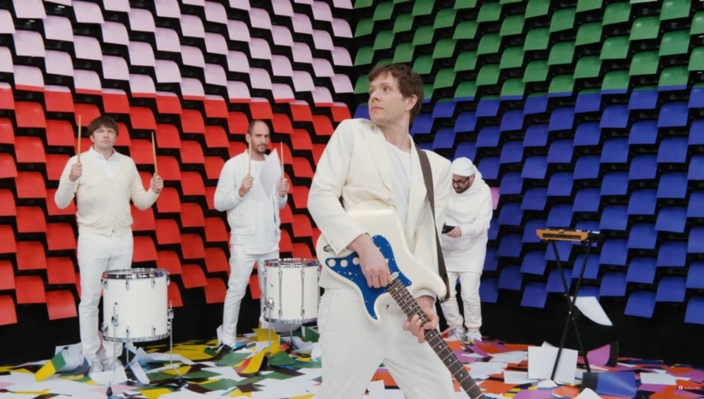 Captura del videoclip del grupo OK Go