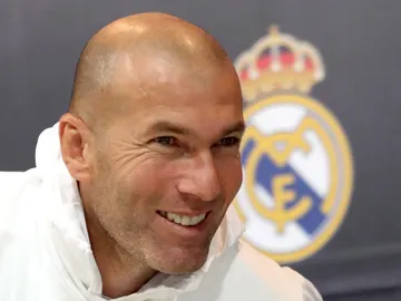 Zidane, sonriente en rueda de prensa Zidane, sonriente en rueda de prensa