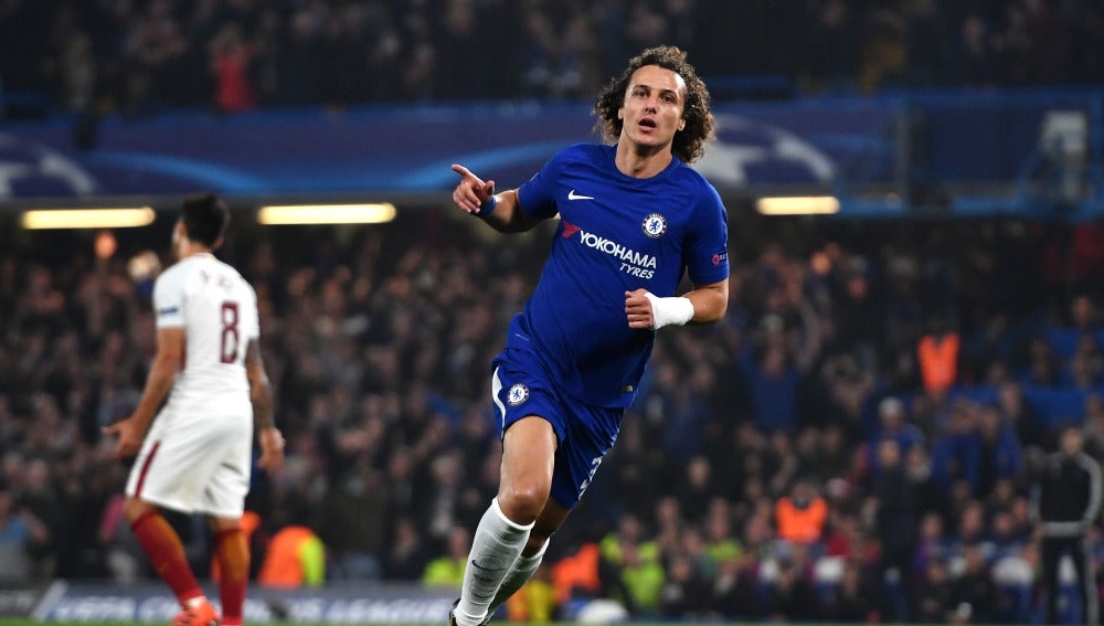 David Luiz, celebrando un tanto (Foto: EFE).