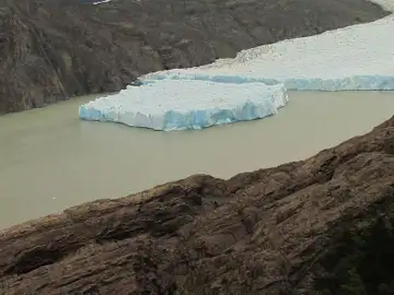 Fractura del glaciar Grey Fractura del glaciar Grey