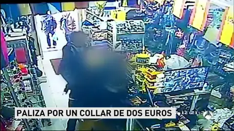 Dan una paliza al dependiente de un bazar por un collar de dos euros Dan una paliza al dependiente de un bazar por un collar de dos euros