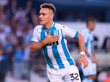 Lautaro, en un partido con Racing de Avellaneda Lautaro, en un partido con Racing de Avellaneda