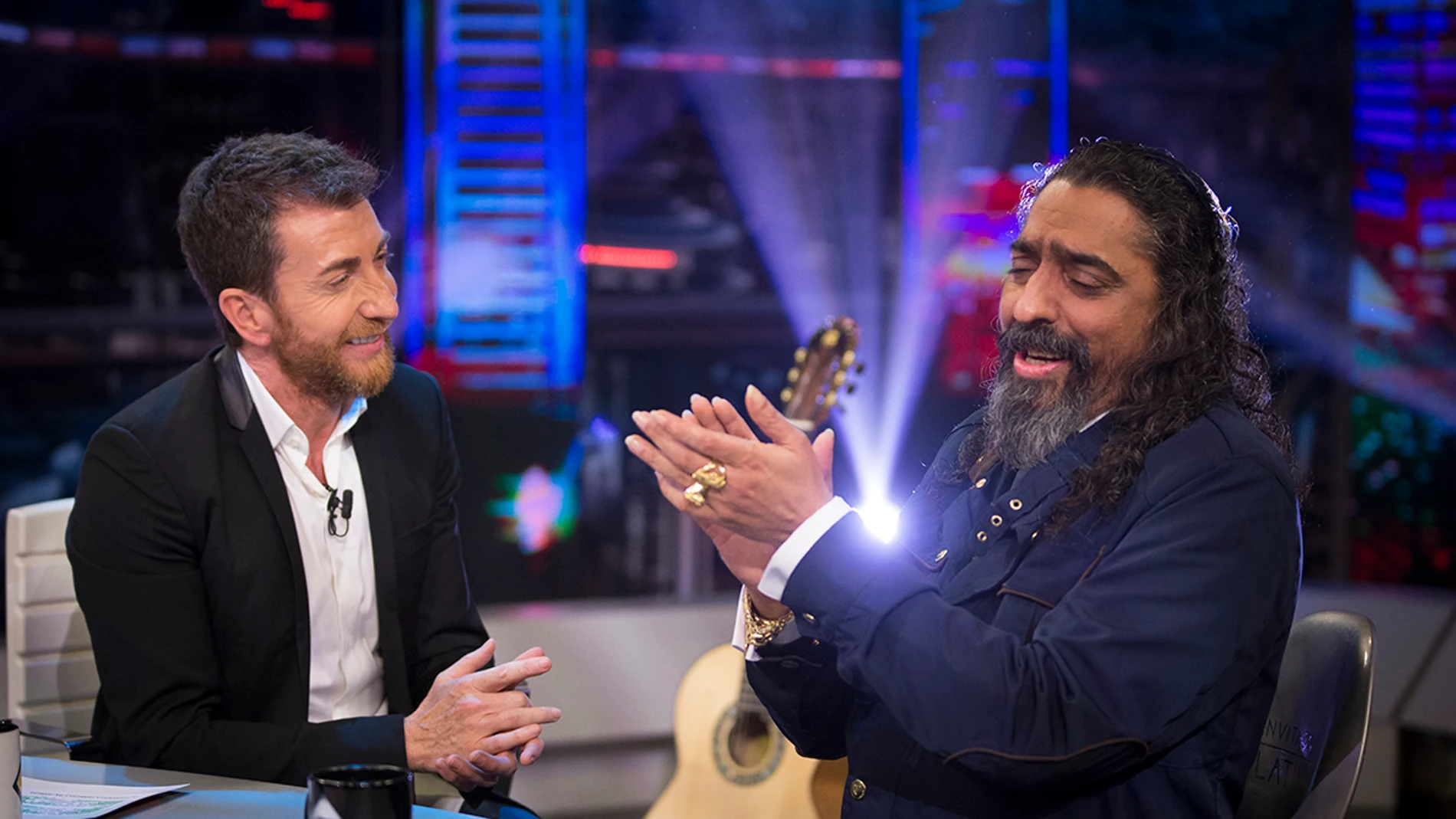 Diego el Cigala canta flamenco en vivo y en directo en 'El Hormiguero 3.0'