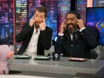 El cigala se divierte con Trancas y Barrancas El cigala se divierte con Trancas y Barrancas