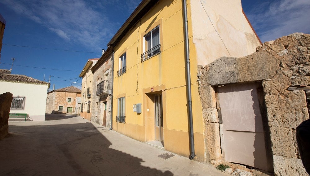 Exterior de la vivienda ubicada en el municipio de Pedrosa de Duero (Burgos), en las inmediaciones de Aranda de Duero