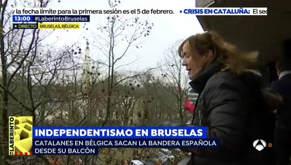 El 'balcón de la resistencia' de Barcelona renace en Bruselas durante la manifestación independentista: "Nos han hecho hasta un calvo"