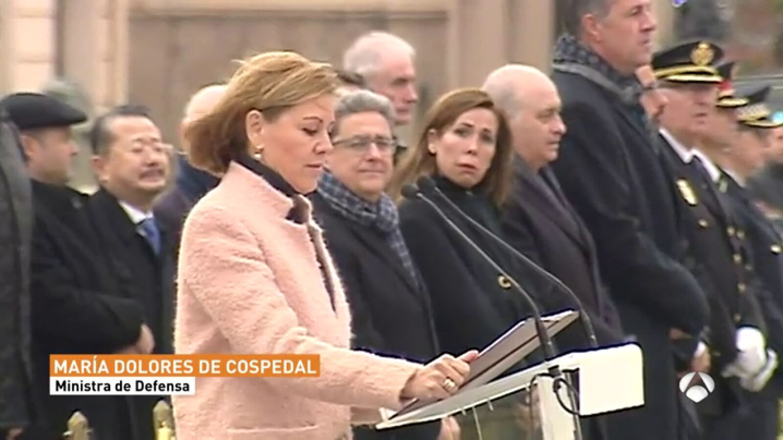 Cospedal recuerda en Barcelona el derecho todos españoles a ser 