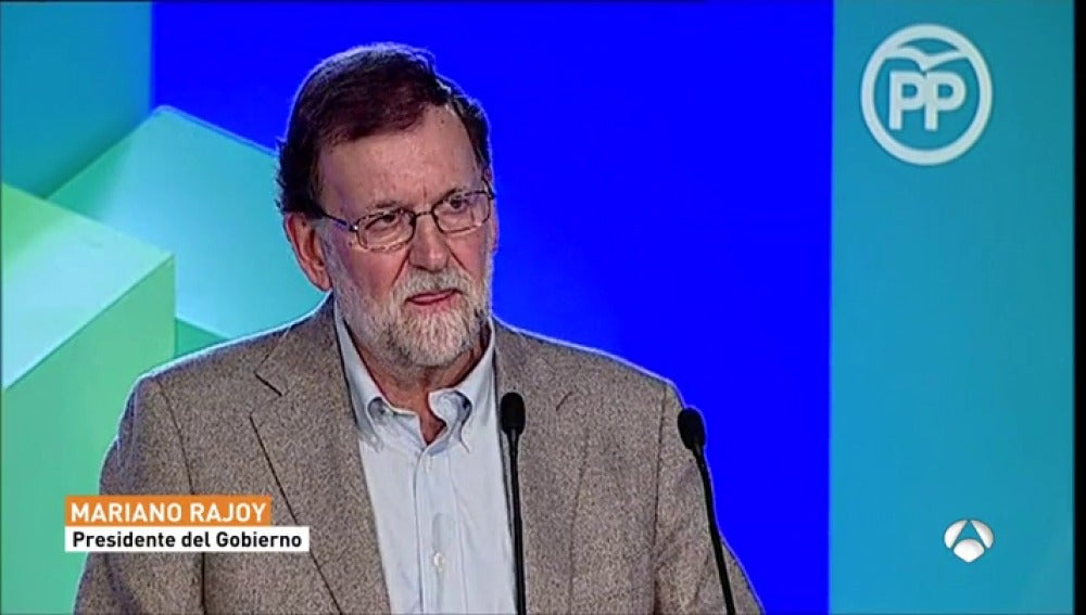 Rajoy defiende que el voto "útil y seguro"  en Cataluña es al PP