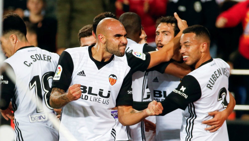 El Valencia celebra un gol